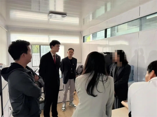 采用“法院主导+公证介入+金融赋能”方式，成功完成不动产按揭贷款“带封过户”